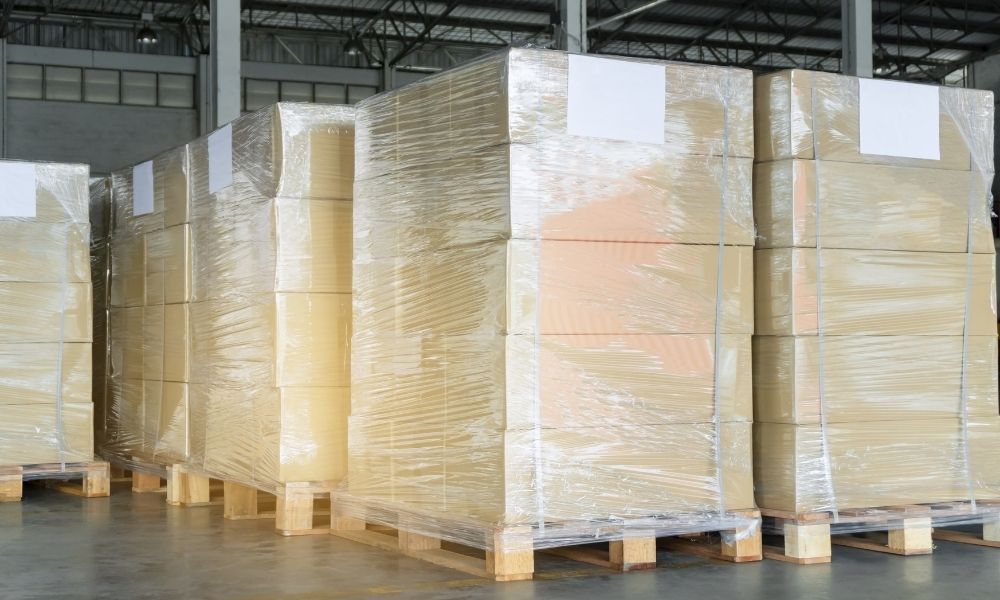 Shrink Wrap vs. Stretch Wrap: What’s the Difference?