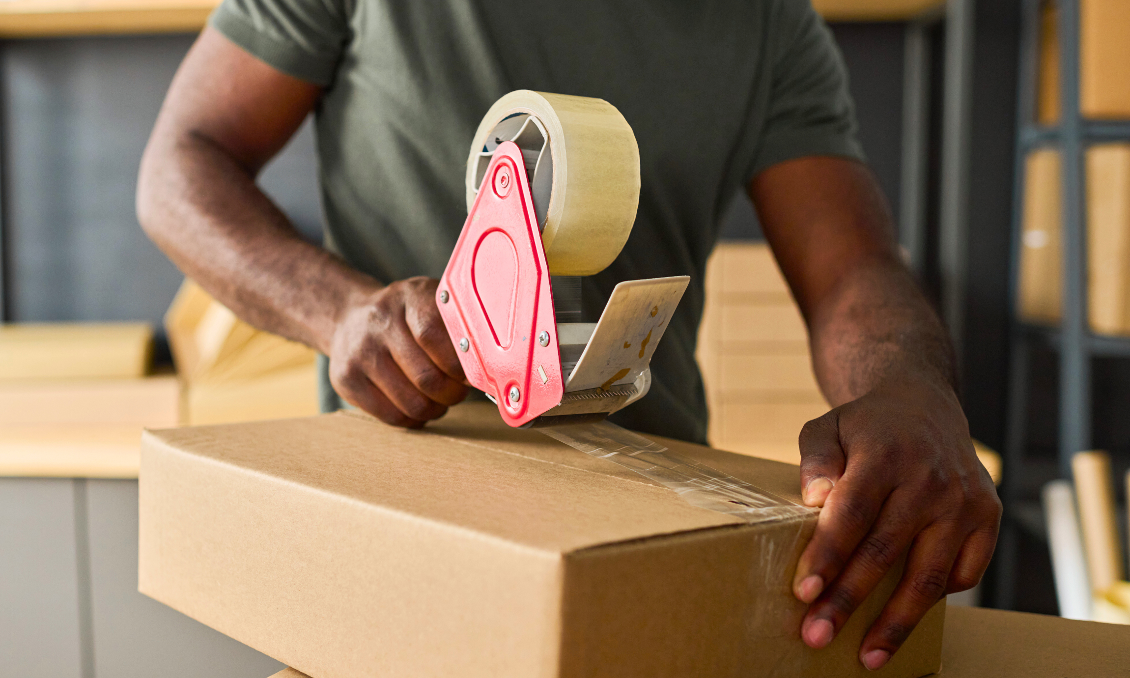 The Seal of Approval: How to Seal Corrugated Cartons
